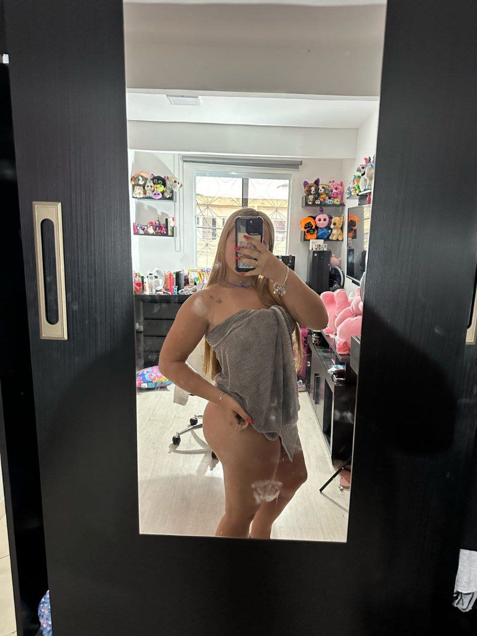 Antônia Valadão Dona da Maior Raba do Brasil 😈.
