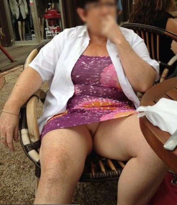 Milfs Upskirt Pics